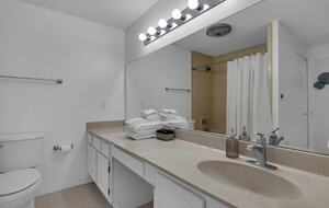 Penthouse With Ocean Views and Private Beach Access - Destin, Florida