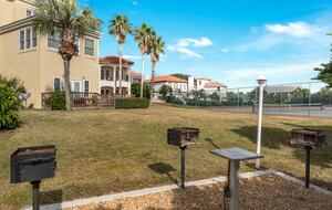 Penthouse With Ocean Views and Private Beach Access - Destin, Florida
