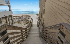 Penthouse With Ocean Views and Private Beach Access - Destin, Florida
