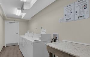 Penthouse With Ocean Views and Private Beach Access - Destin, Florida