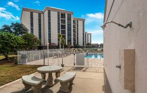 Penthouse With Ocean Views and Private Beach Access - Destin, Florida