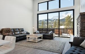 Modern Getaway with Stunning View of Lone Peak - Big Sky, Montana