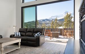 Modern Getaway with Stunning View of Lone Peak - Big Sky, Montana