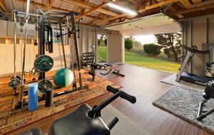 Magical Hawaiian Cloud Forest Estate - Kailua, Hawaii