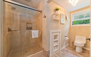 Magical Hawaiian Cloud Forest Estate - Kailua, Hawaii