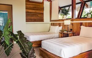 Surf Synergy - Full Immersion Surf Retreat I - Jaco, Costa Rica