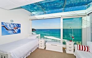 Hamptons style beach front home (R) - Sydney, Australia