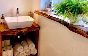 Coastal Scandinavian Inspired Retreat, dog friendly - Earnley, United Kingdom