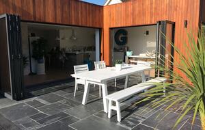 Coastal Scandinavian Inspired Retreat, dog friendly - Earnley, United Kingdom