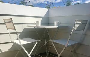 Coastal Scandinavian Inspired Retreat, dog friendly - Earnley, United Kingdom