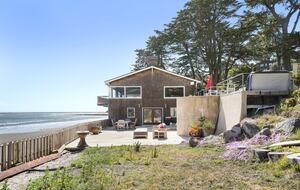 Beachfront Magical Paradise - Bolinas, California