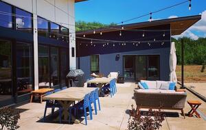 Green Acres of Hidden Hills | Modern Luxury in Wine Country - McMinnville, Oregon