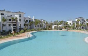 Beautiful, contemporary apartment overlooking Estepona - Estepona, Spain