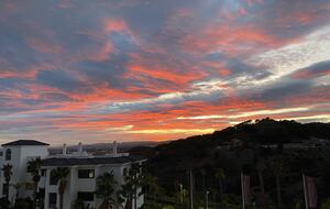Beautiful, contemporary apartment overlooking Estepona - Estepona, Spain