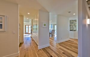 Private Waterfront Oasis - Kelowna, Canada