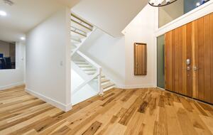 Private Waterfront Oasis - Kelowna, Canada