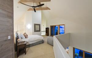 Private Waterfront Oasis - Kelowna, Canada