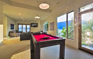 Private Waterfront Oasis - Kelowna, Canada