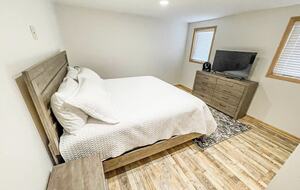 Hidden JEM Lakefront Home - Clear Lake, Iowa