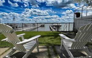 Hidden JEM Lakefront Home - Clear Lake, Iowa