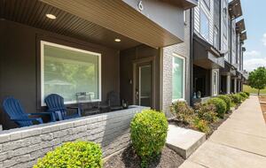 NashVilla - Luxury Townhome by Belmont - Nashville, Tennessee