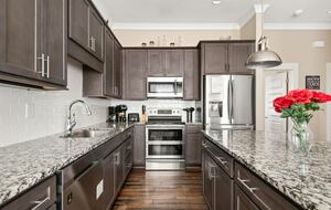 NashVilla - Luxury Townhome by Belmont - Nashville, Tennessee