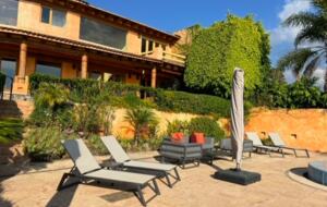 La Peña Rock House - Valle de Bravo, Mexico