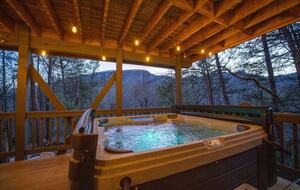 Lake Lure Getaway with Hot Tub, Mountain Views, and Community Amenities - Lake Lure, North Carolina