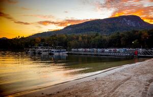 Lake Lure Getaway with Hot Tub, Mountain Views, and Community Amenities - Lake Lure, North Carolina