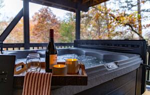 Lake Lure Getaway with Hot Tub, Mountain Views, and Community Amenities - Lake Lure, North Carolina