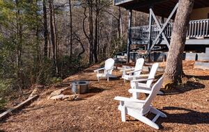 Lake Lure Getaway with Hot Tub, Mountain Views, and Community Amenities - Lake Lure, North Carolina