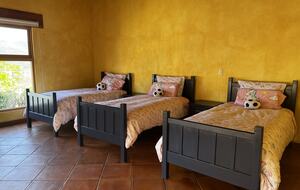 La Peña Rock House - Valle de Bravo, Mexico