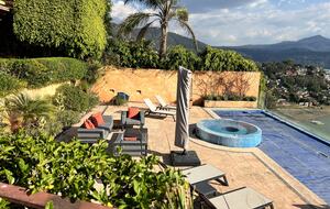 La Peña Rock House - Valle de Bravo, Mexico