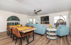 Mission Beach Townhome with Bay Views - San Diego, California