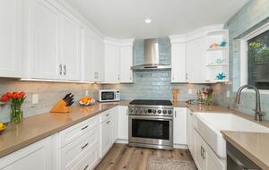 Mission Beach Townhome with Bay Views - San Diego, California