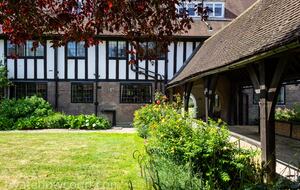 1 Waterlow Court - London, United Kingdom