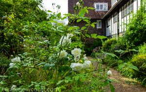 1 Waterlow Court - London, United Kingdom