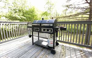 Pocono Mountains Modern Chalet - Long Pond, Pennsylvania