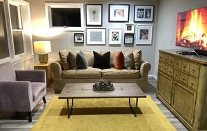 Pocono Mountains Modern Chalet - Long Pond, Pennsylvania