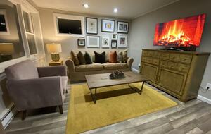 Pocono Mountains Modern Chalet - Long Pond, Pennsylvania