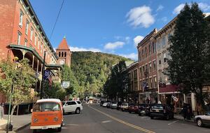 Pocono Mountains Modern Chalet - Long Pond, Pennsylvania