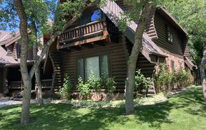 Splinter Shack Lodge | Charming Ski Log Cabin 20 minutes from Snowbasin! - Ogden, Utah