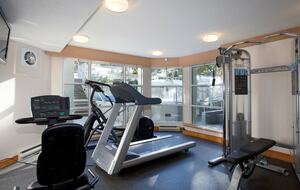 Woodrun Lodge 514 | Ski-In Ski-Out Condo w/ Pool, Hot Tub - Whistler, Canada