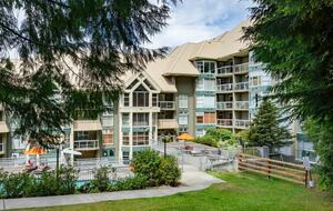 Woodrun Lodge 514 | Ski-In Ski-Out Condo w/ Pool, Hot Tub - Whistler, Canada