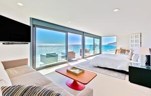 Malibu Modern Paradise | Oceanfront with amazing views and spa - Malibu, California