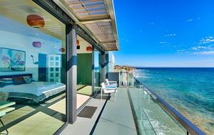 Malibu Modern Paradise | Oceanfront with amazing views and spa - Malibu, California