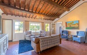 Charming Tuscan Getaway - Cortona, Italy