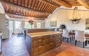 Charming Tuscan Getaway - Cortona, Italy