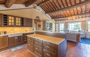 Charming Tuscan Getaway - Cortona, Italy