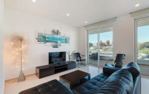 Modern 3-Bedroom Marina Getaway - Lagos, Portugal